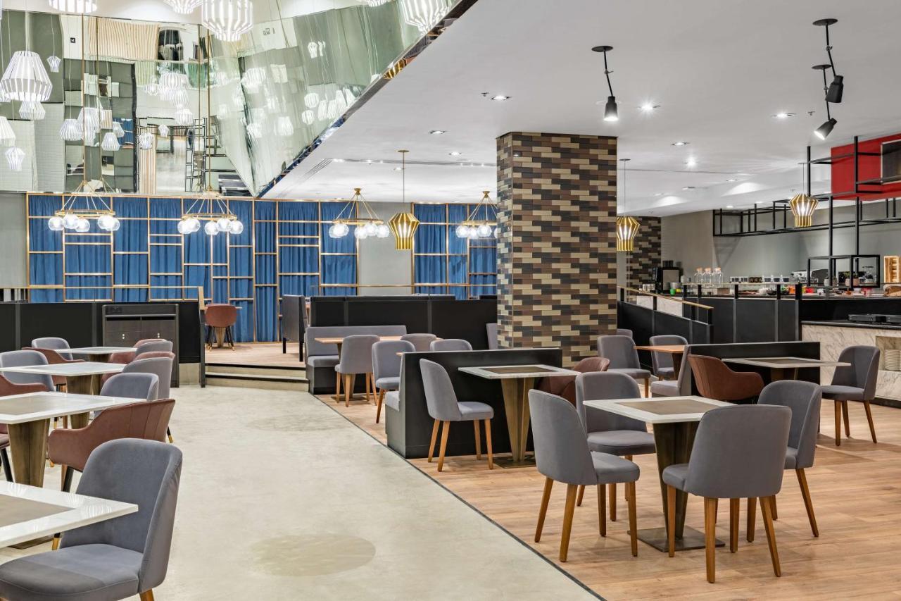 Park Inn By Radisson, Riad Exterior foto